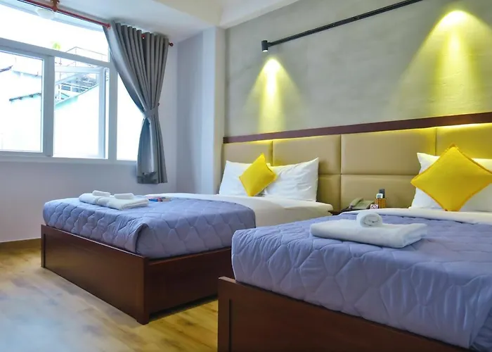 Giang Son Hotel江山民宿范五老区酒吧街胡志明市